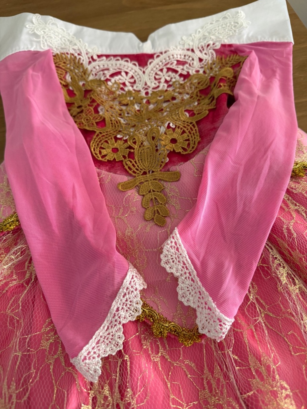Girls' Pink and Gold Princess Costume Dress - Kids Theater Size 110 (4T) - Picture 4 of 8